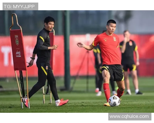 杭州足球队边路渗透创新策略解析助力球队崛起与发展MBA