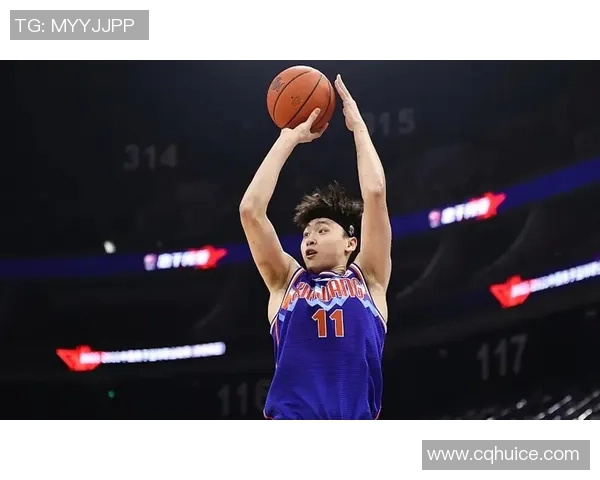 齐麟的崛起与挑战：从篮球新星到职业生涯的转折点分析