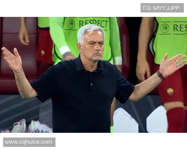 穆里尼奥怒斥欧足联争议点球致罗马出局引发热议